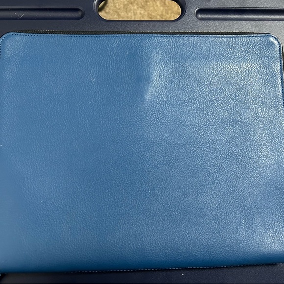 Coach Leather Electronics/ iPad Case - Picture 2 of 8
